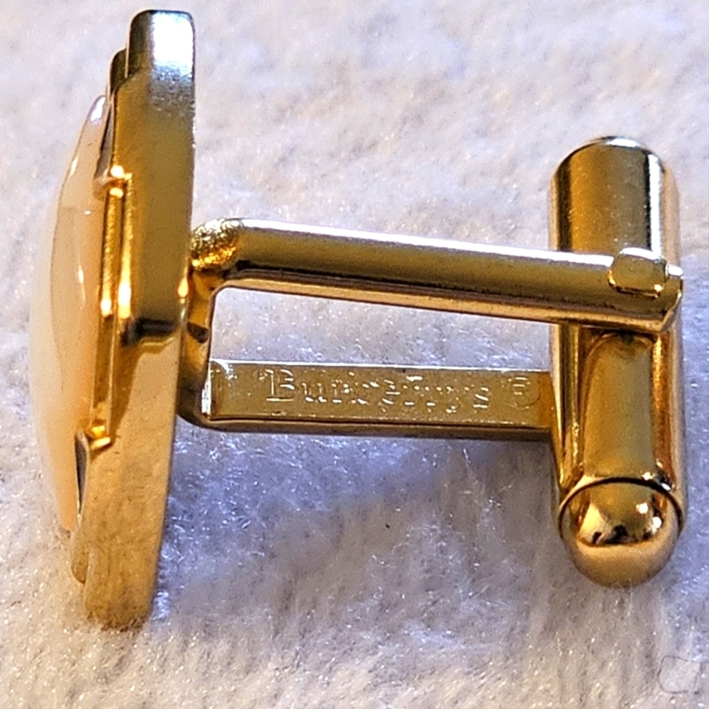 Vintage BURBERRYS Mother of Pearl Cufflinks wiith Box - Picture 6 of 7